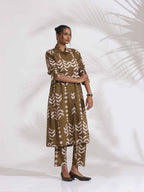 trueBrowns Olive Green Cotton Stripe Print Shirt Kurta Set | Grocsy