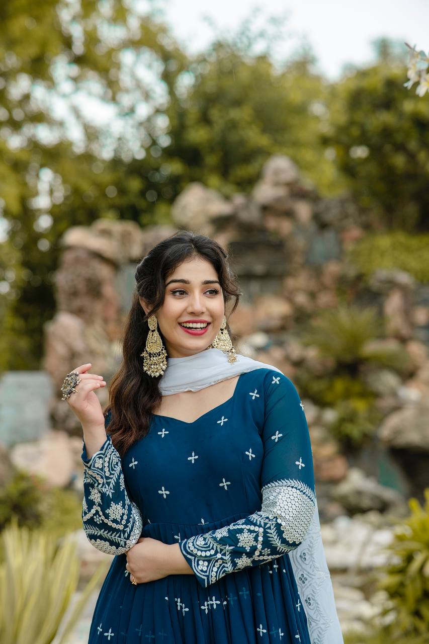 Yash Enterprise Navy Blue Fux Georgette With Emboidery Work Slwar Suits Stitched | Grocsy