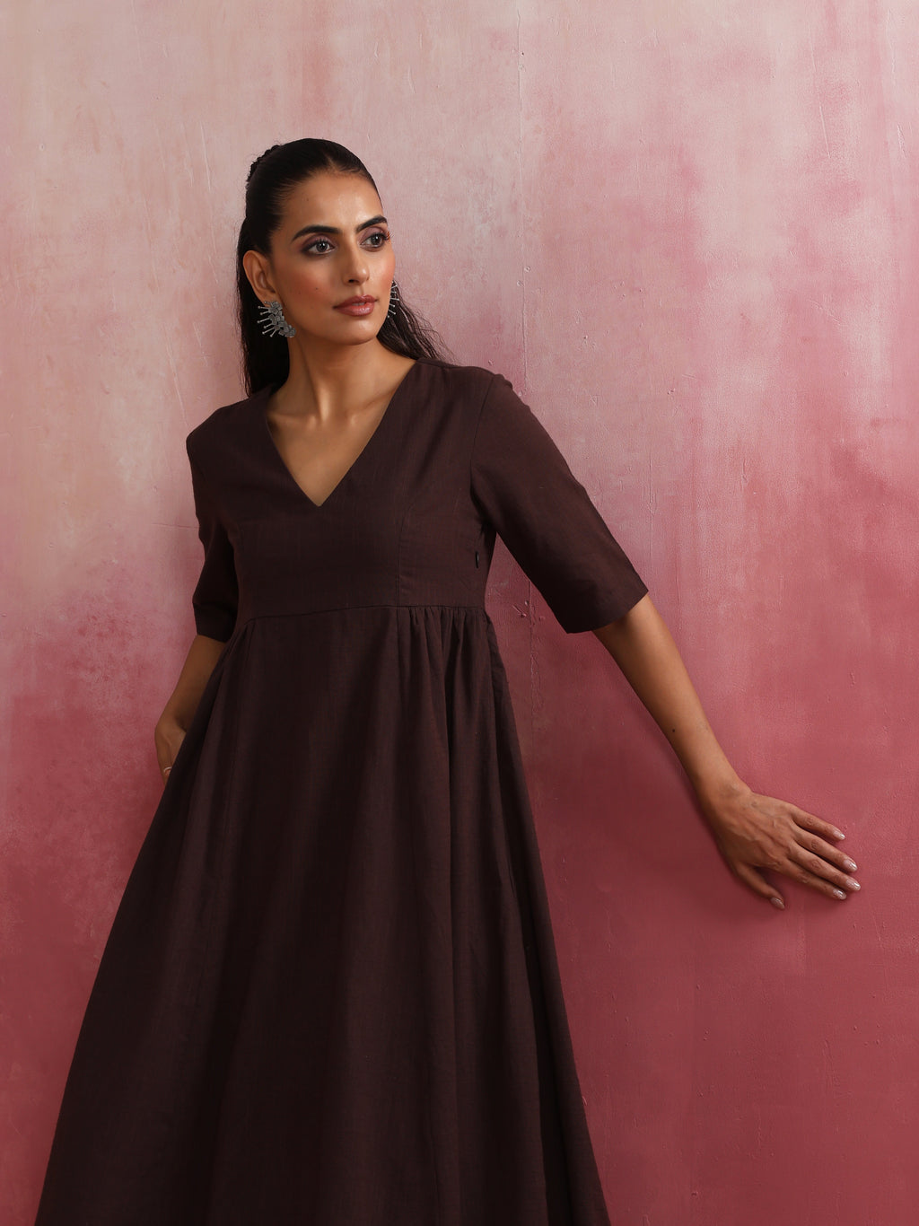 trueBrowns Cola Cotton Dobby Dress | Grocsy