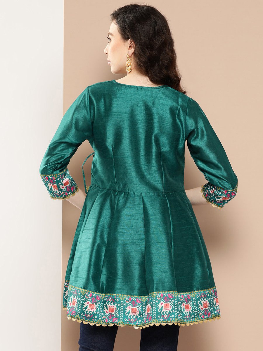 Ahalyaa Embroidered Ethnic Tunic | Grocsy