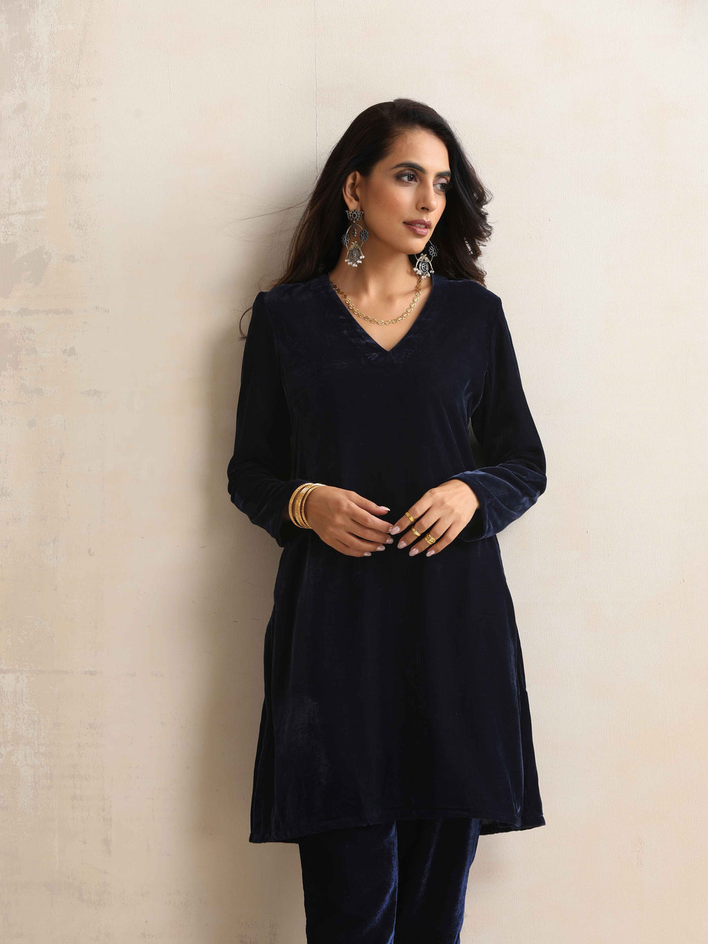 trueBrowns Blue Velvet Kurta Co-ord Set | Grocsy