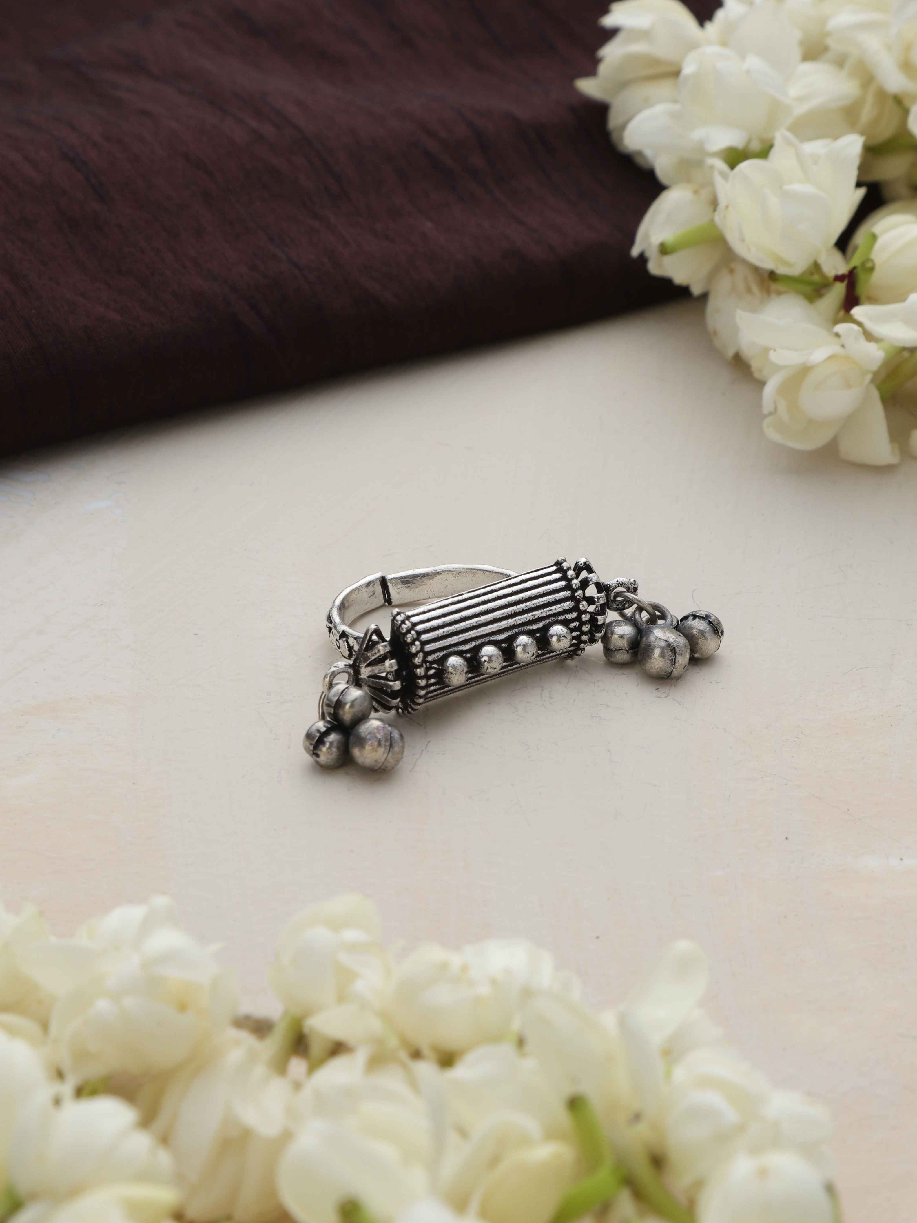 trueBrowns Silver Tone Rectangular Ghungroo Ring | Grocsy