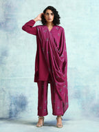 trueBrowns Magenta Printed Velvet Shawl | Grocsy