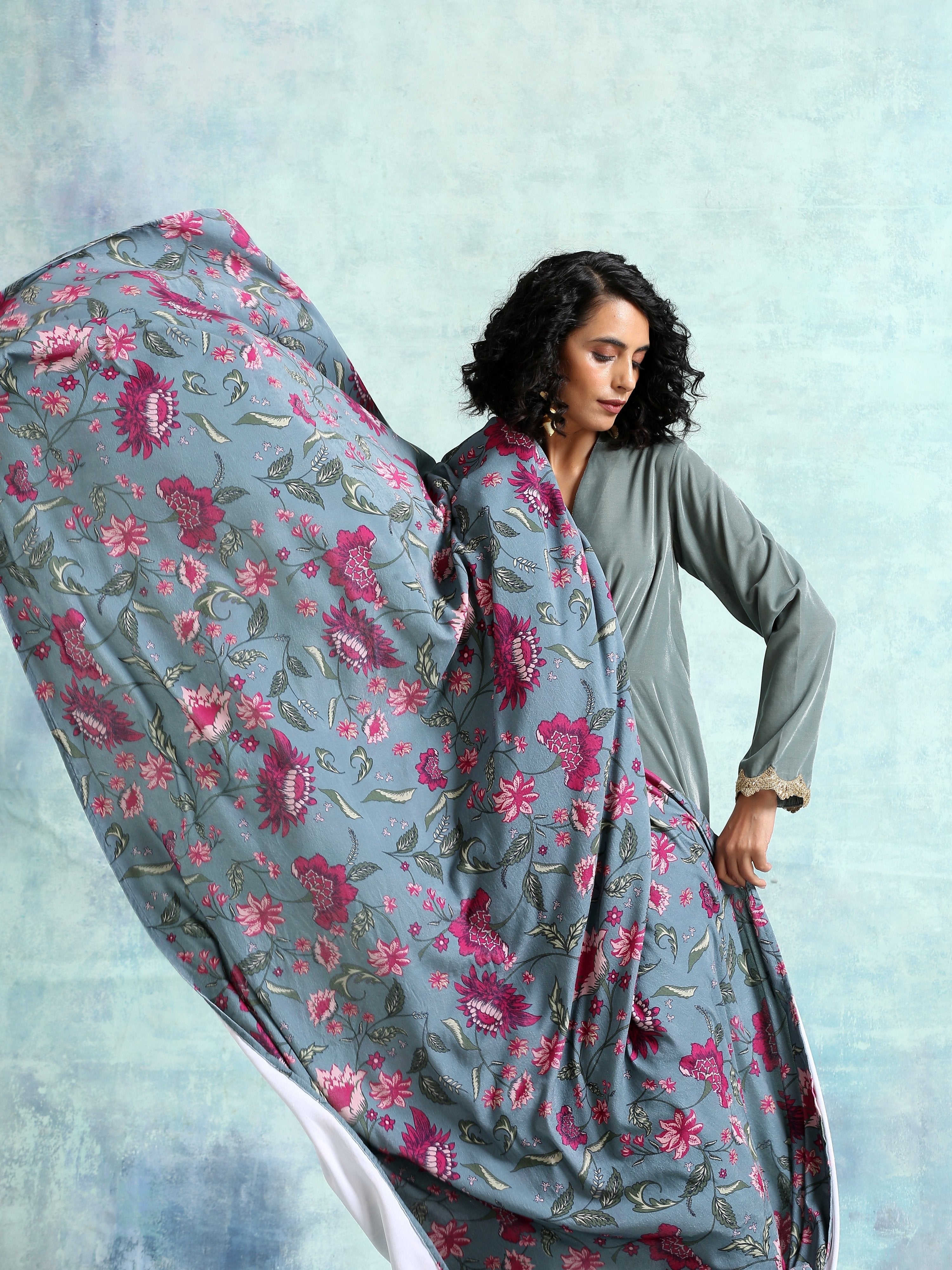 trueBrowns Grey Printed Velvet Shawl | Grocsy