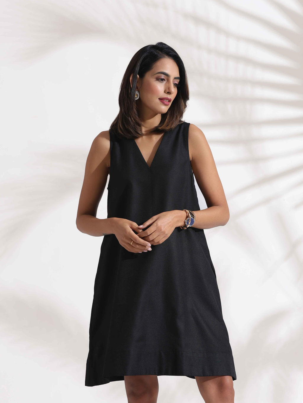 trueBrowns Black Slub Dress | Grocsy