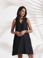 trueBrowns Black Slub Dress | Grocsy