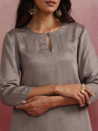 trueBrowns Grey High low Kurta Set | Grocsy