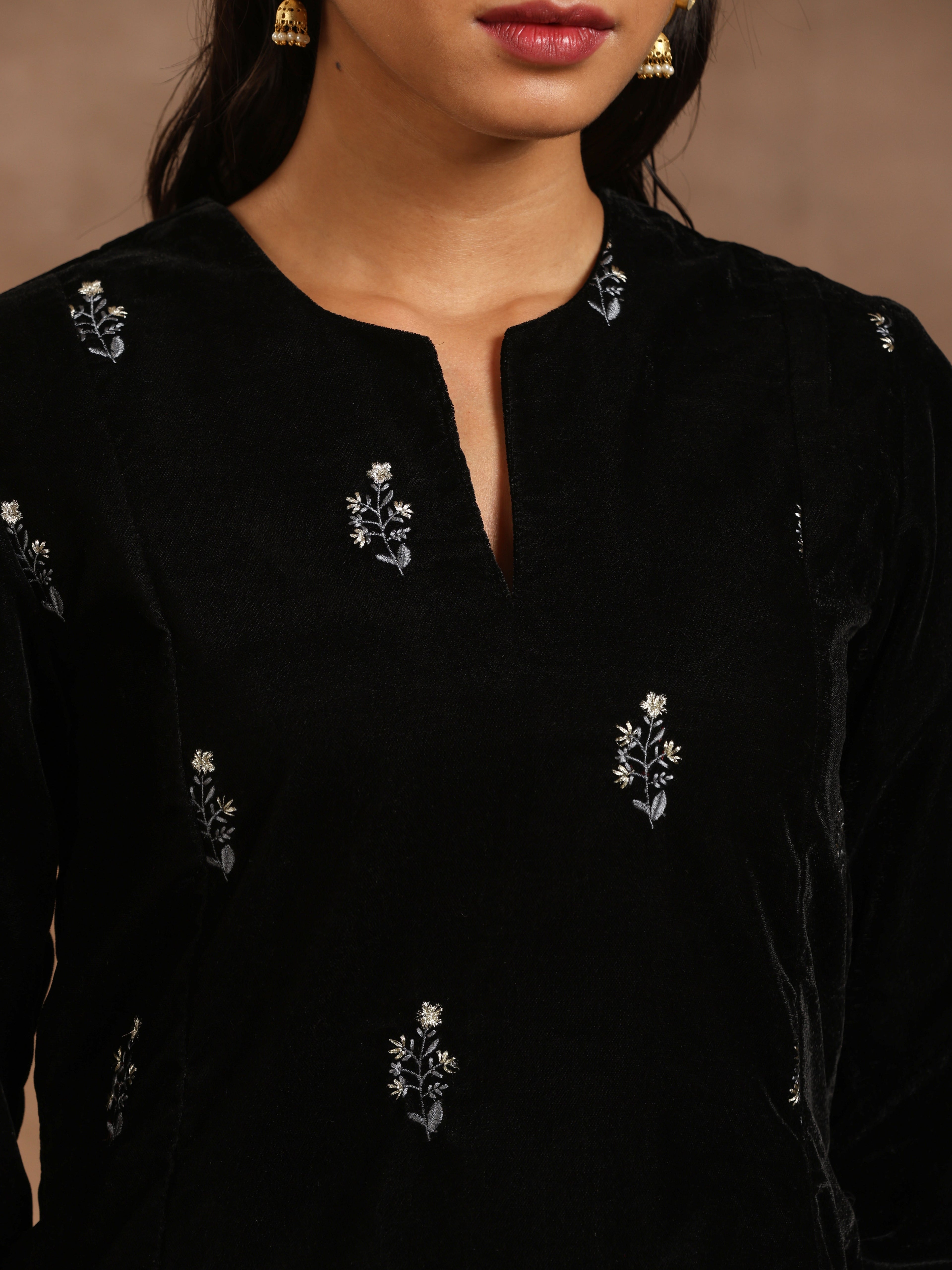trueBrowns Black Velvet Embroidered Relaxed Co-ord Set | Grocsy
