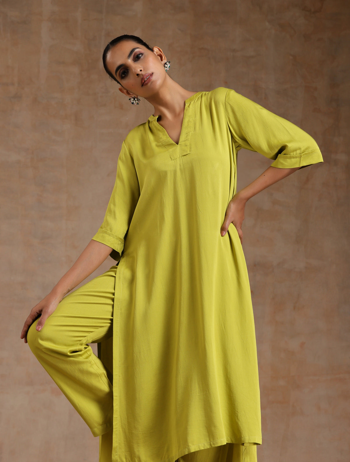 trueBrowns Lime Modal Satin High-Low Relax Kurta Set | Grocsy