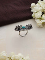 trueBrowns Silver Tone Abstract Oval Ring | Grocsy