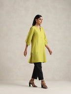 trueBrowns Green Cotton Blend Short Kurta | Grocsy