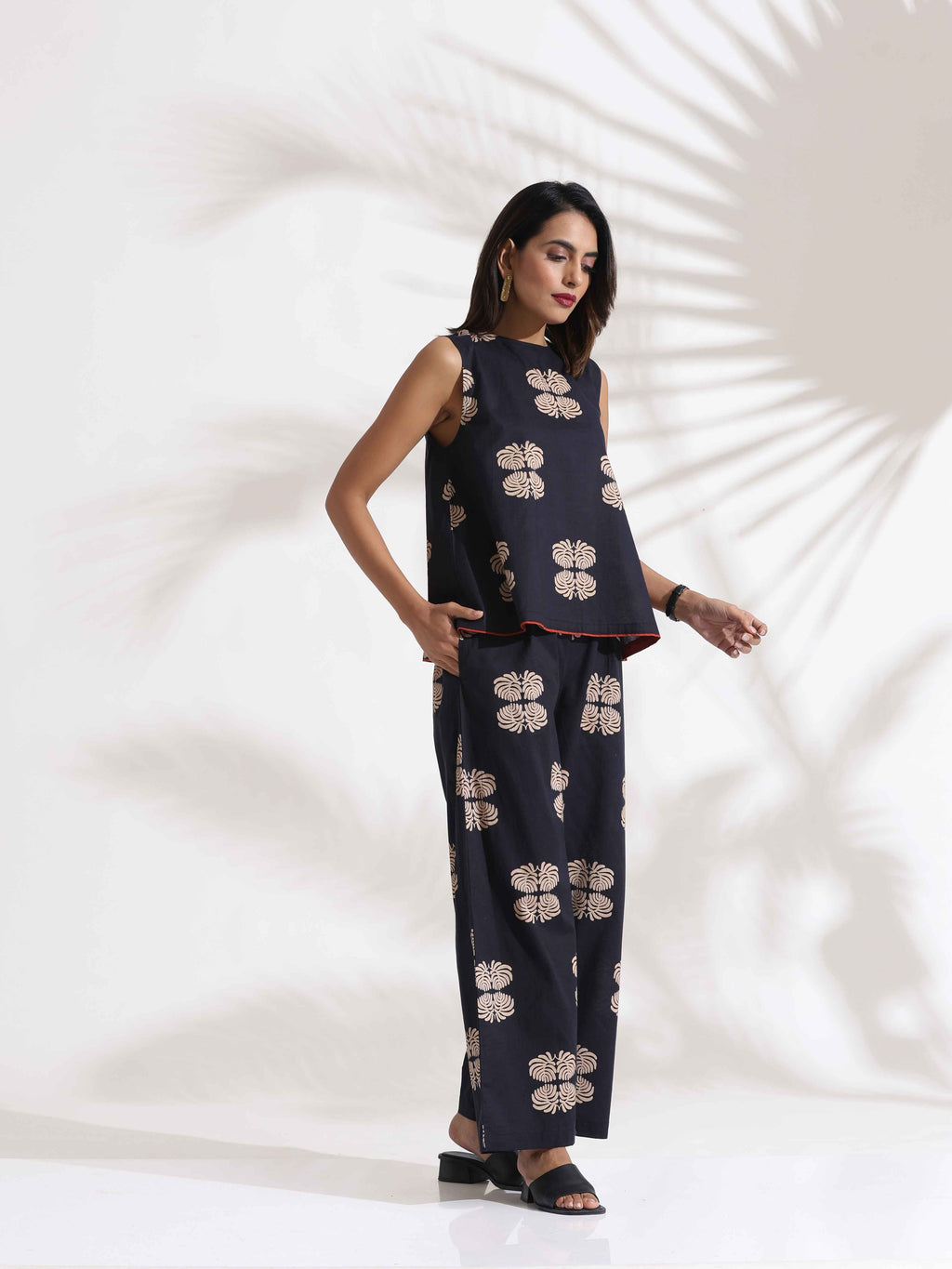 trueBrowns Black Cotton Print Top & Flared Pants Co-ord Set | Grocsy
