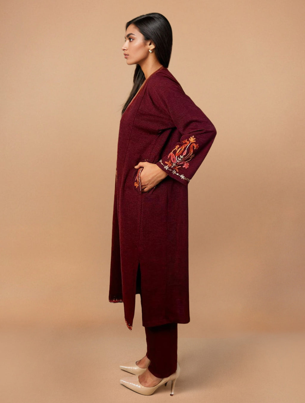 trueBrowns Maroon Embroidered Woollen Phiran Kurta Set | Grocsy