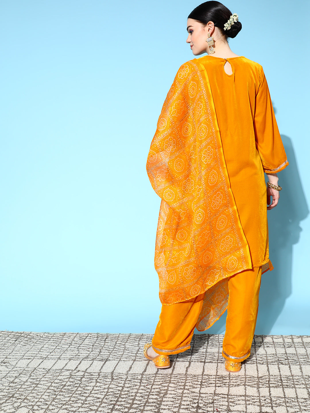 InWeave Women's Mustard Velvet Kurta Set With Mustard Kota Bandhani Dupatta | Grocsy
