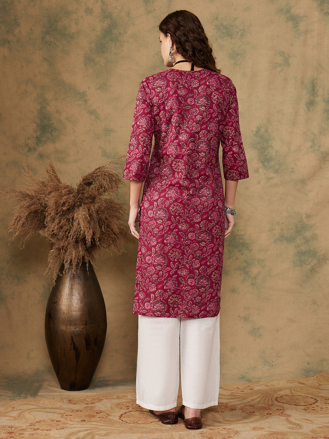 InWeave Women's Burgundy Maroon Print V Neck Lace Work Straight Kurta | Grocsy