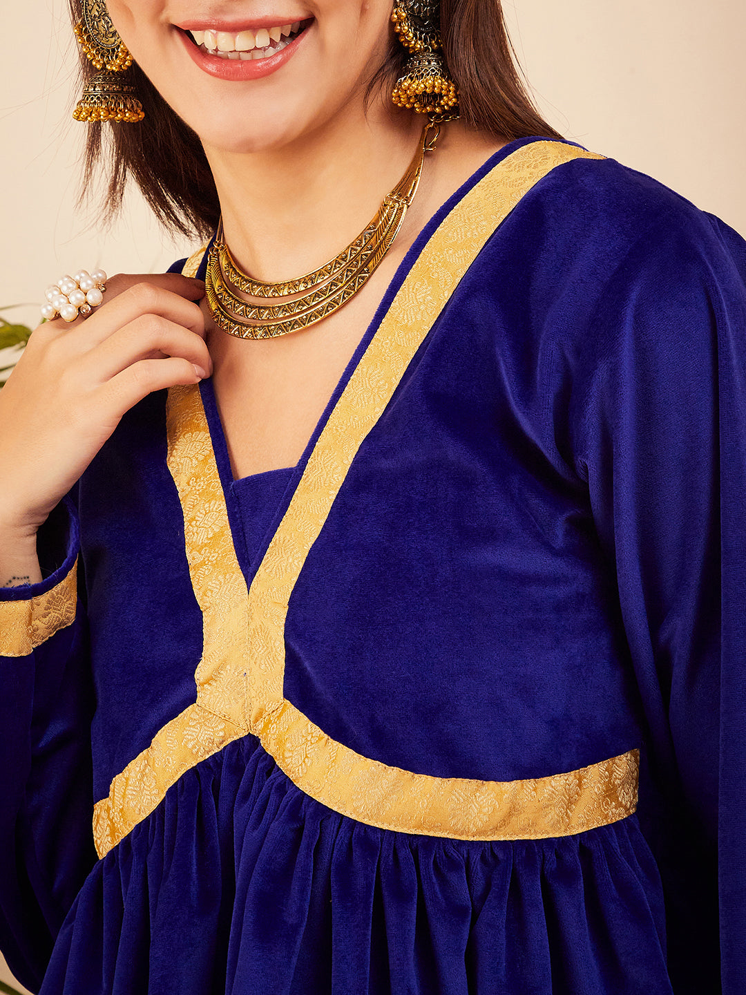 InWeave Women's Royal Blue Mughal Shaan Style Velvet Short Kurta Set | Grocsy