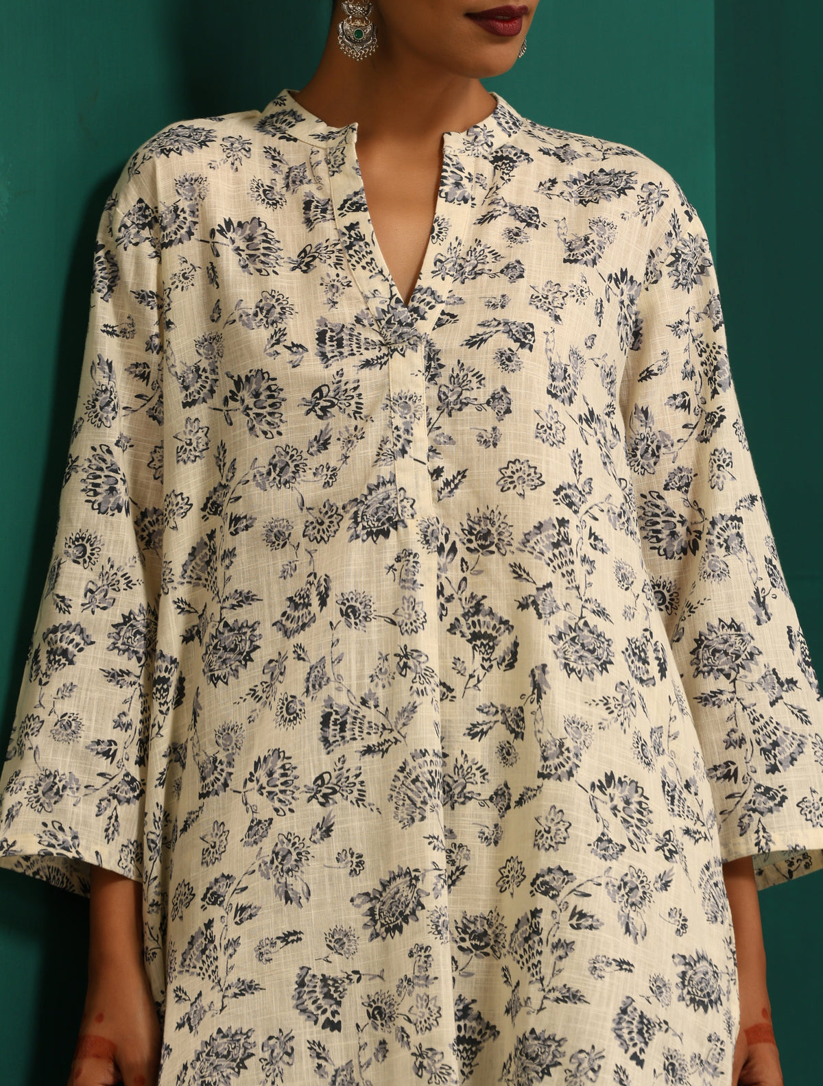 trueBrowns Blue Floral Cotton Printed Relaxed Co-ord Set | Grocsy