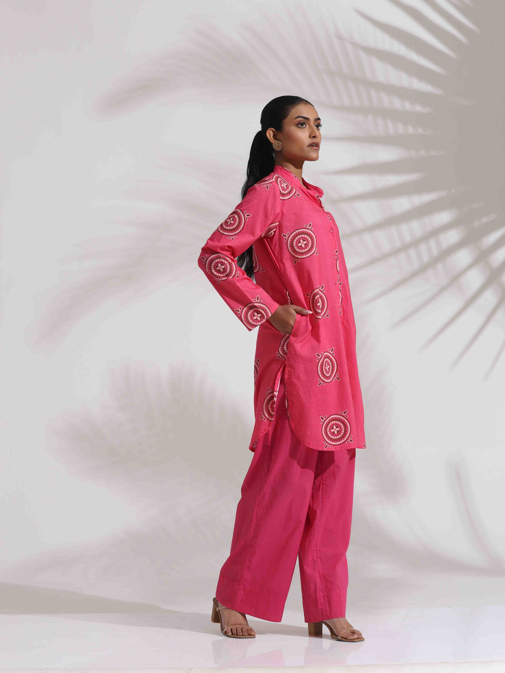 trueBrowns Pink Cotton Print Kurta Co-ord Set | Grocsy