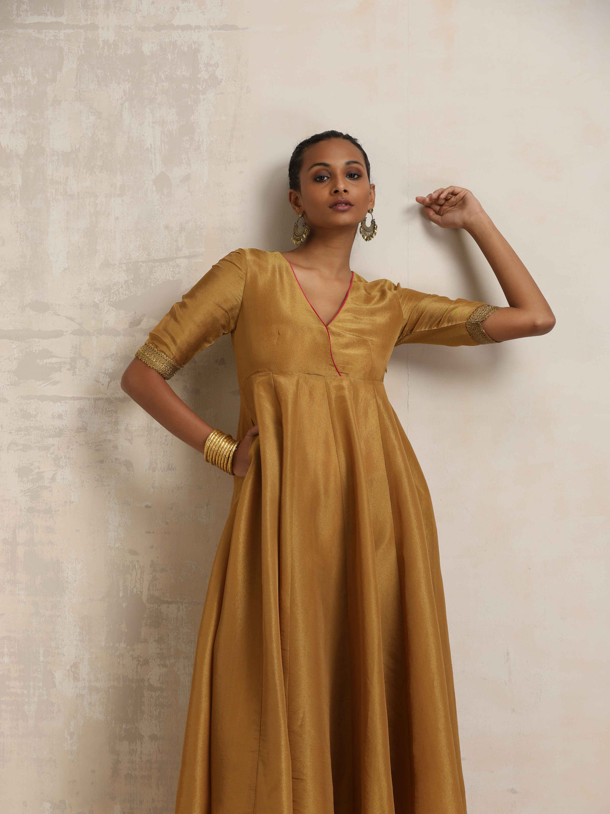 trueBrowns Gold Tissue Flared Anarkali Kurta Set | Grocsy
