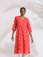 trueBrowns Orange Cotton Floral Embroidered Kurta Set | Grocsy