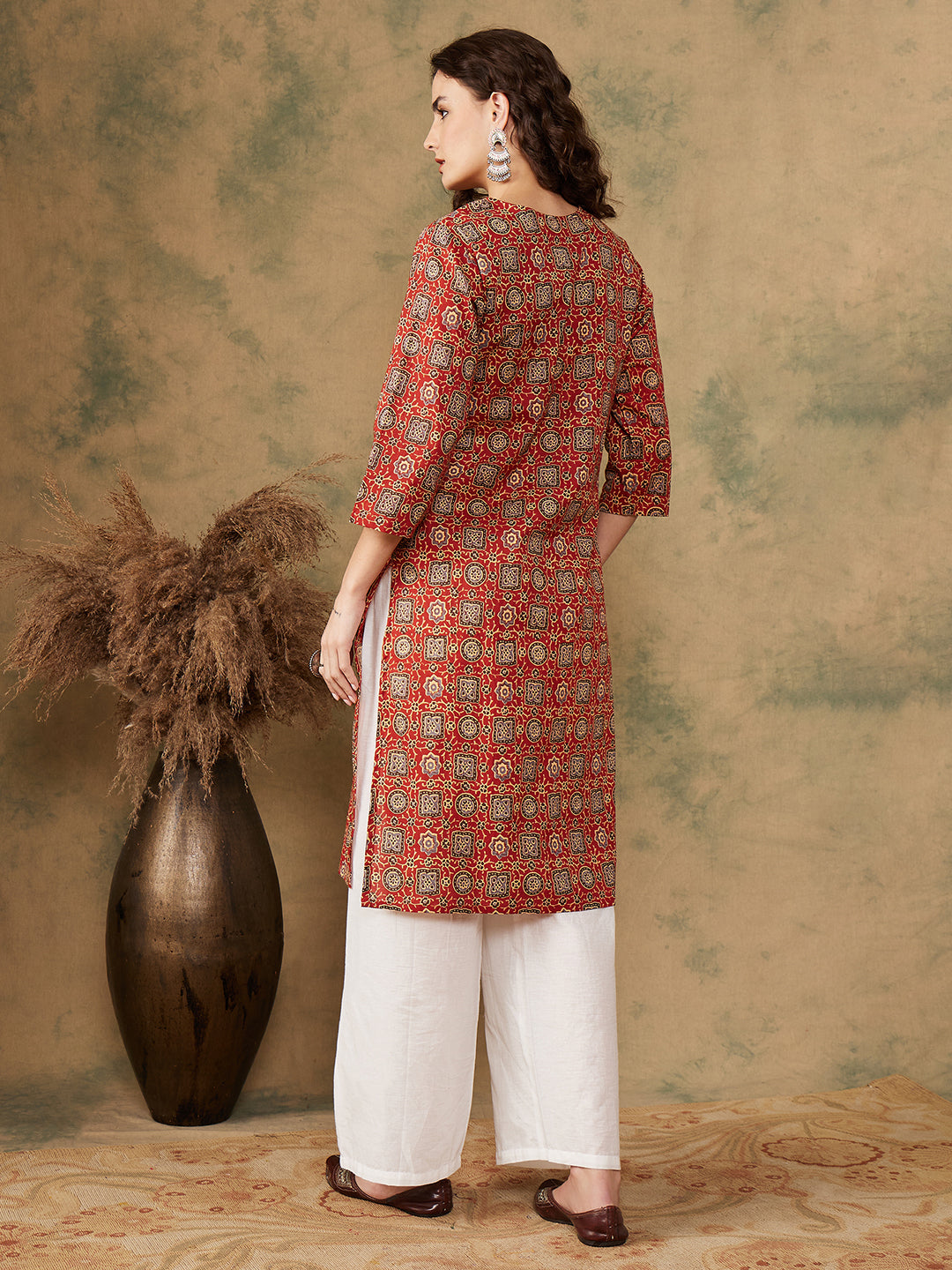 InWeave Women's Maroon Ethnic Print Lace Gota Work Straight Kurta | Grocsy