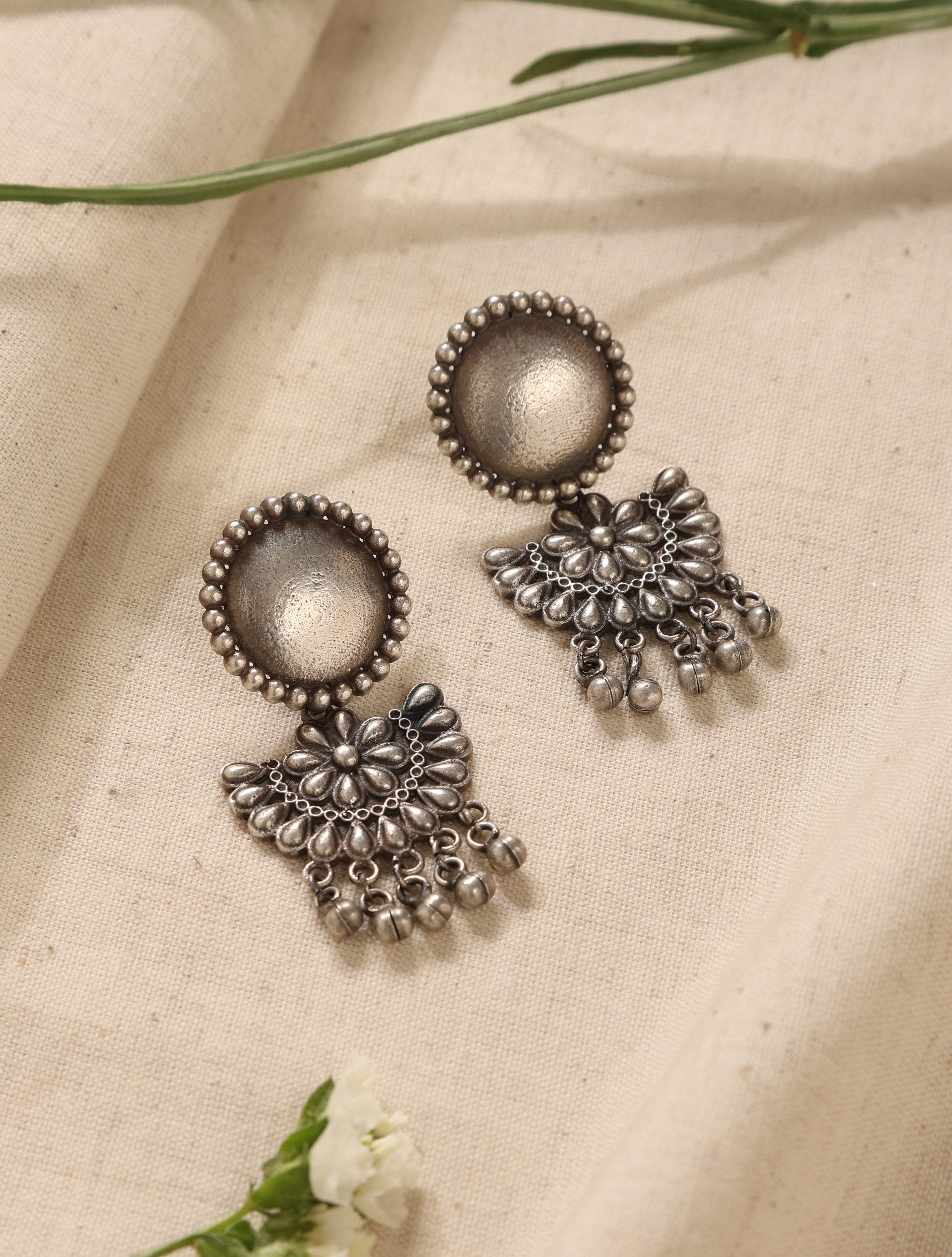 trueBrowns Silver Crescent Floral Earrings | Grocsy