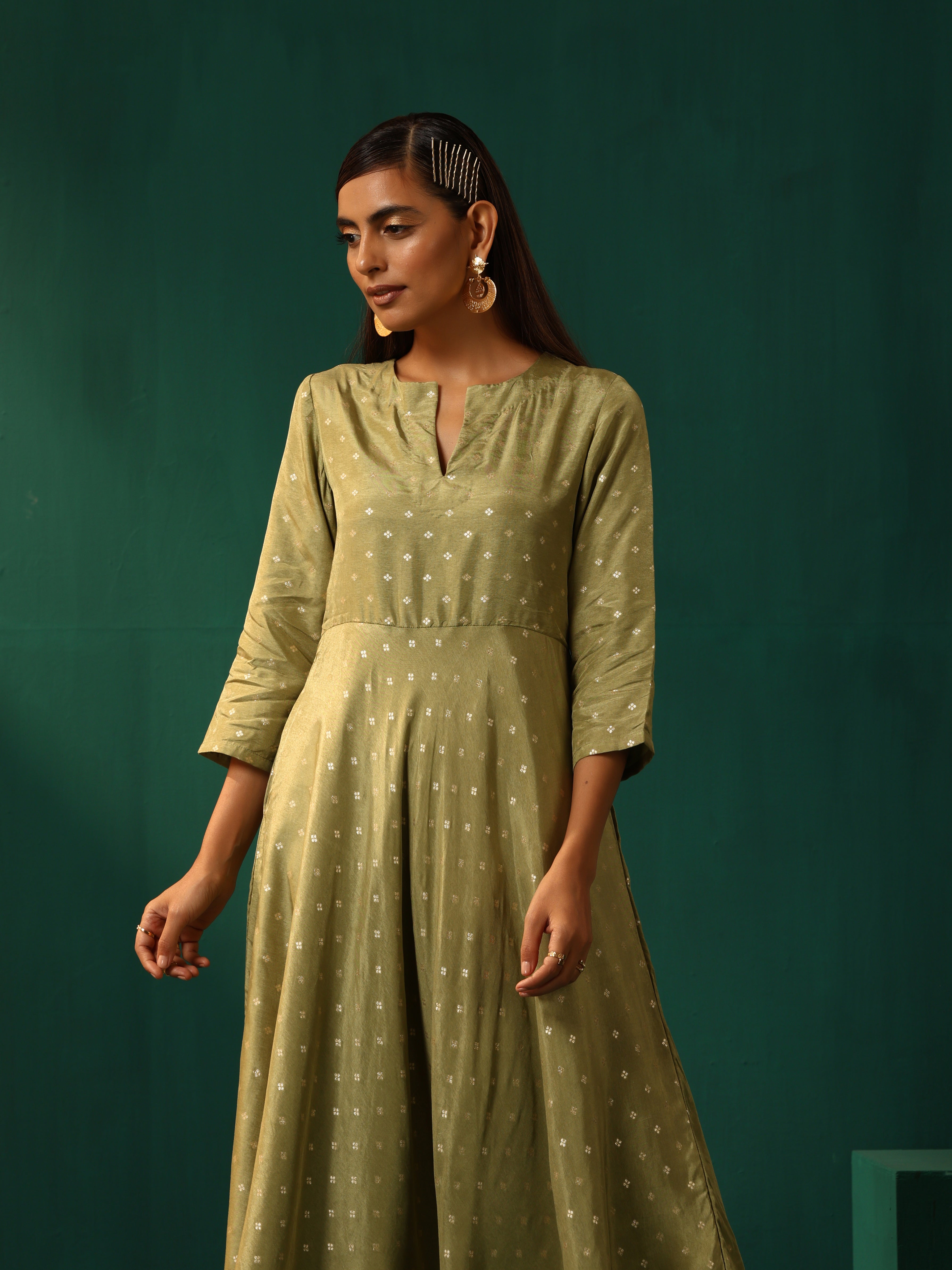trueBrowns Green Square Viscose Silk Flared Kurta Pant Set | Grocsy