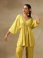 trueBrowns Lime Green Bandhani Printed Silk Drop Shoulder Co-Ord Set | Grocsy