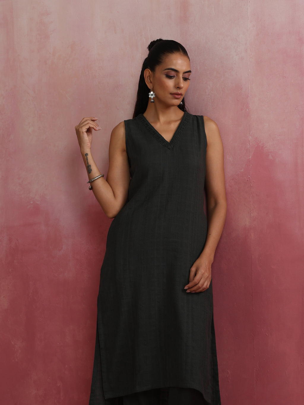 trueBrowns Dark Olive Green Cotton Dobby Kurta Set | Grocsy