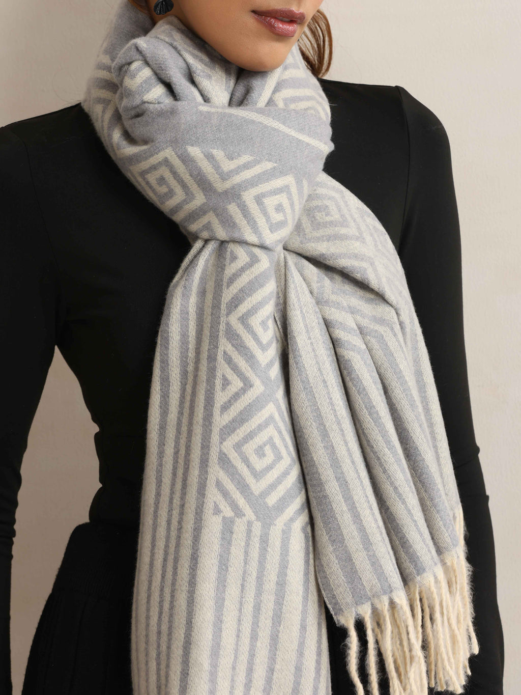 trueBrowns Grey Geometric Woollen Stole | Grocsy