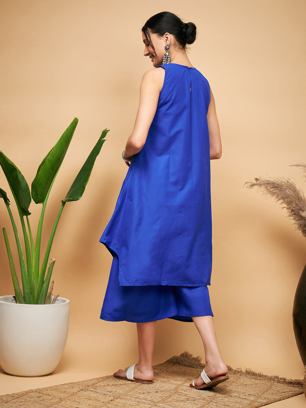 InWeave Women's Ink Blue Short Kurta Palazzo Set | Grocsy