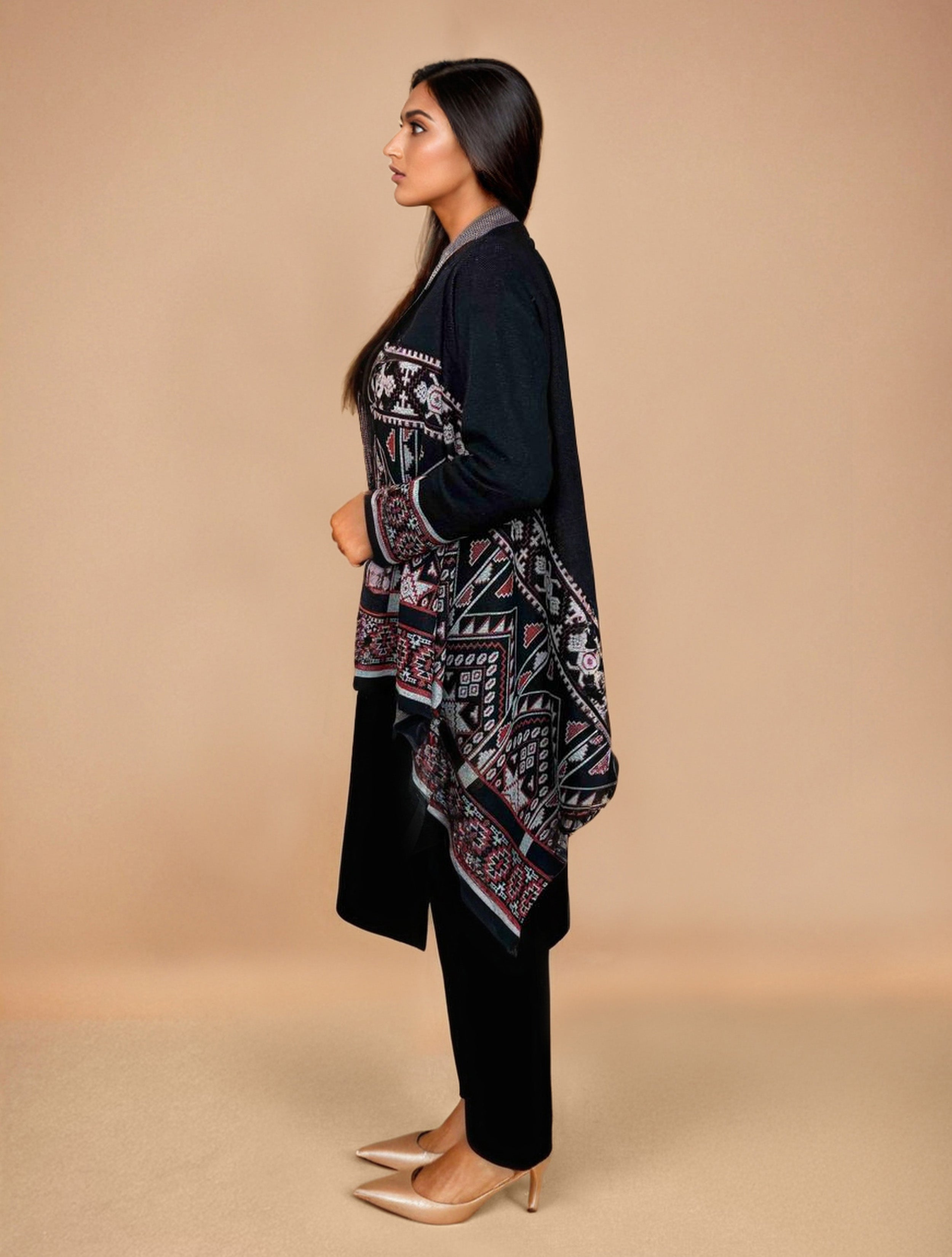 trueBrowns Black Woollen Geometric Kaftan Cape | Grocsy