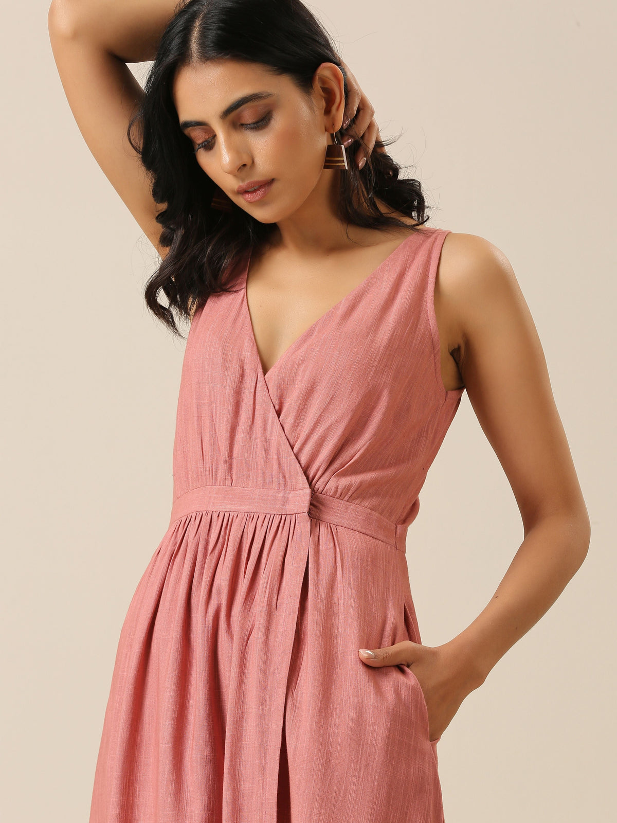 trueBrowns Light Mauve Slub Texture Sleeveless Wrap Dress | Grocsy