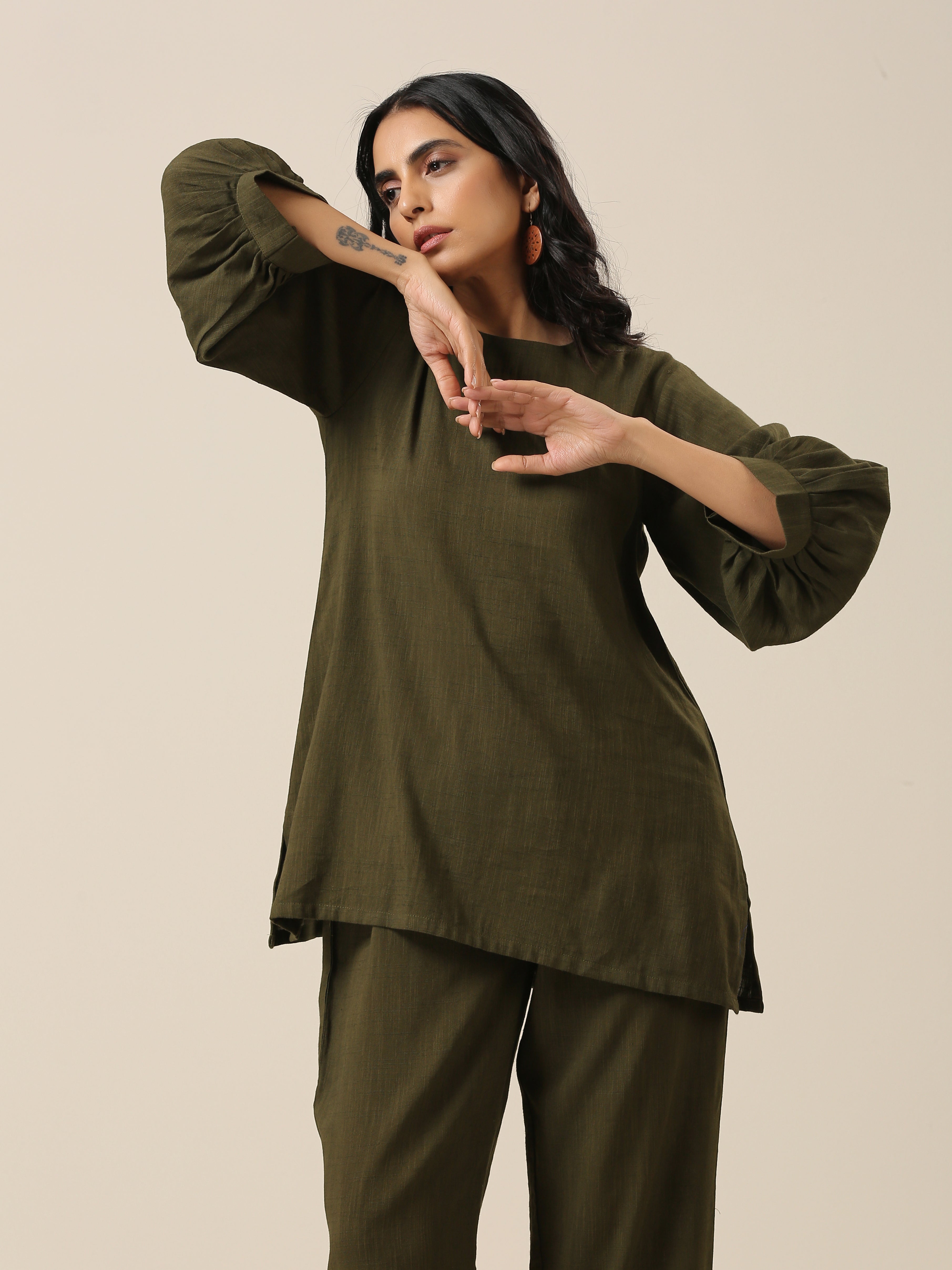 trueBrowns Olive Green Slub Texture Baggy Sleeve Co-Ord Set | Grocsy