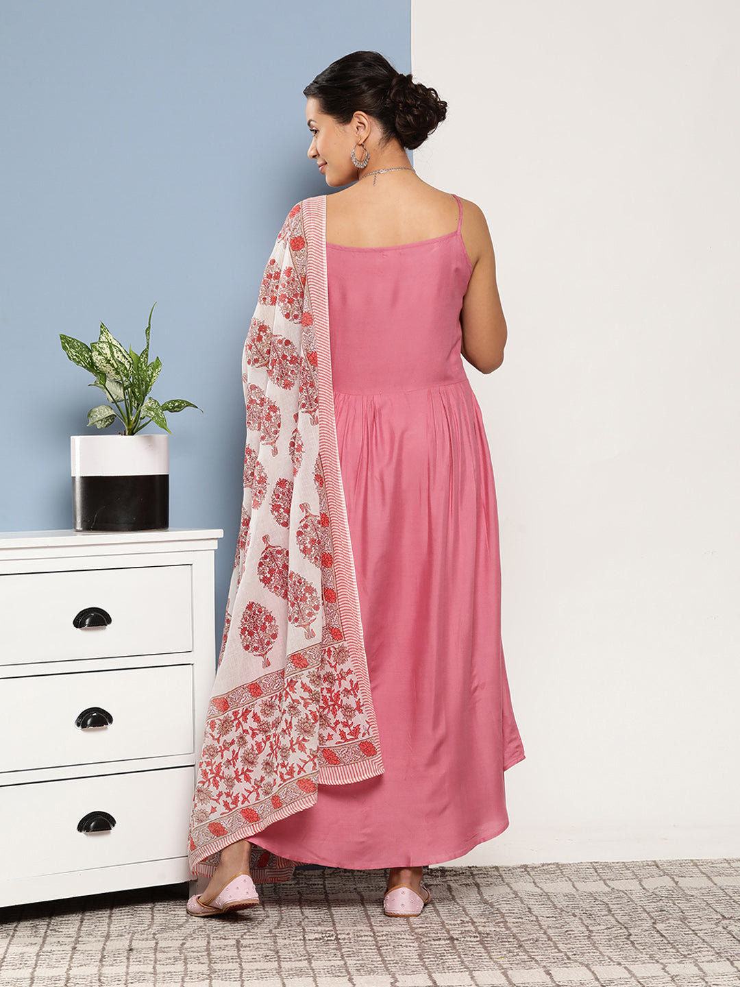 InWeave Women's Light Pink Ray Strappy Set With Red Big Floral Cotton Dupatta | Grocsy