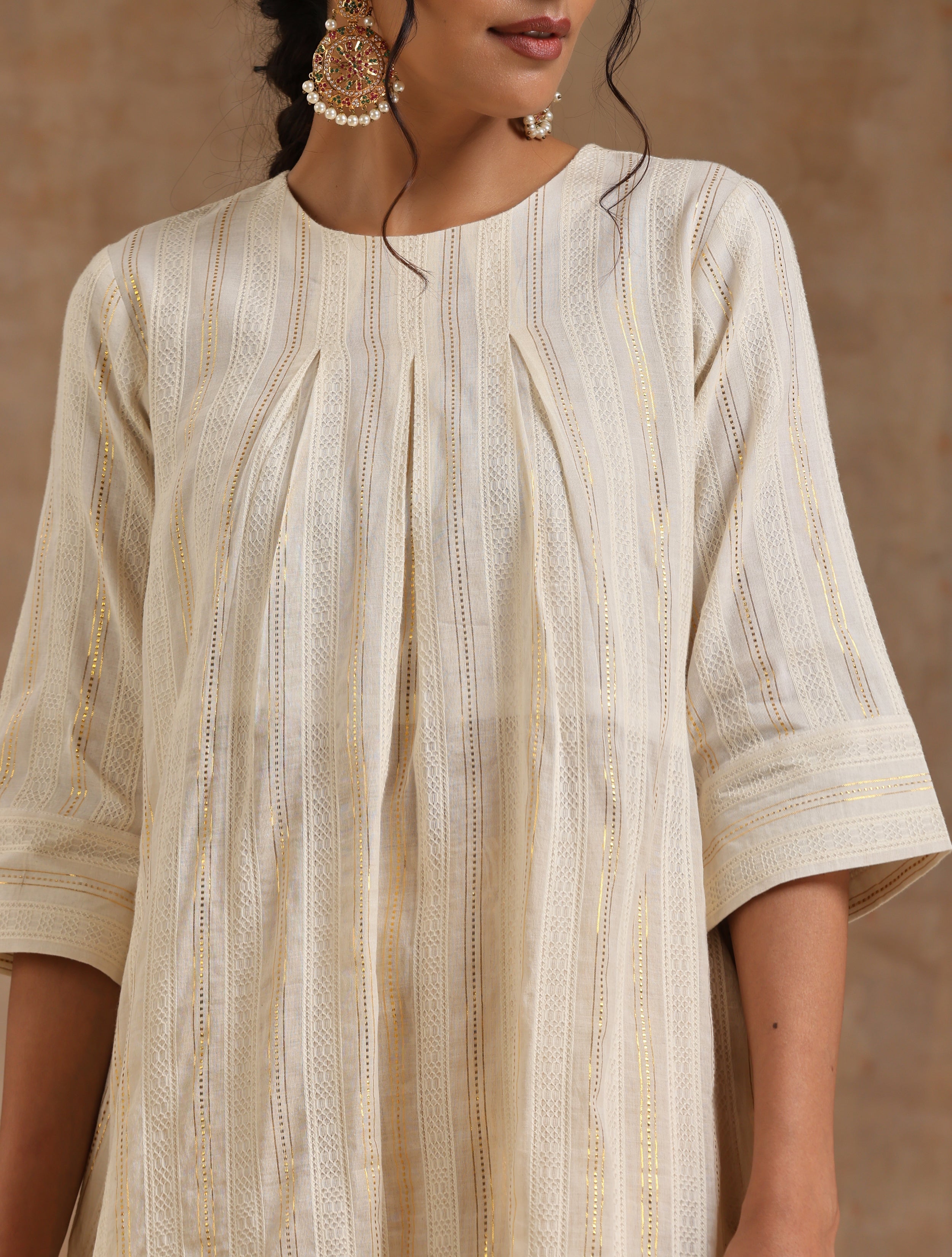 trueBrowns Ivory Gold Cotton Neck Pleat Kurta Set | Grocsy