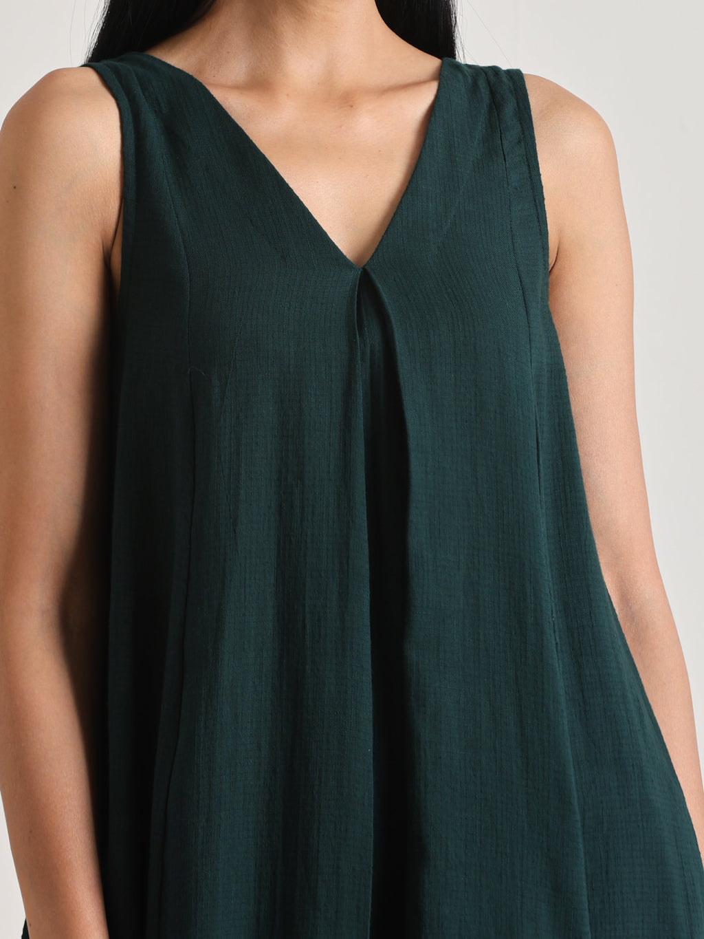 trueBrowns Dark Green Sleeveless Flared Kurta Pant Set | Grocsy