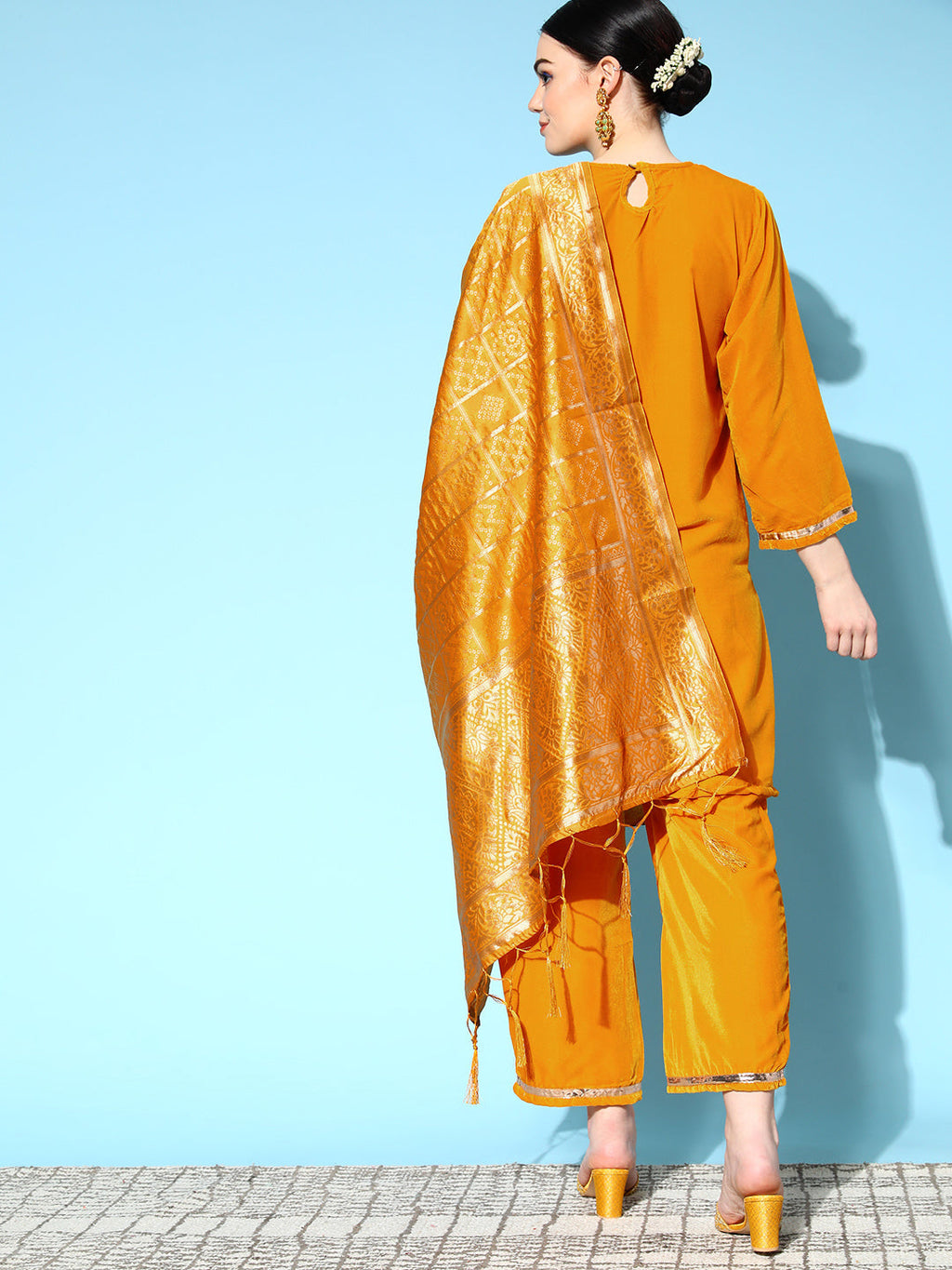 InWeave Women's Mustard Velvet Kurta Set With Mustard Gold Dupatta | Grocsy