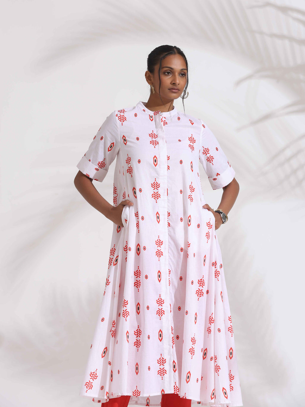 trueBrowns White Cotton Print Flared Kurta Set | Grocsy
