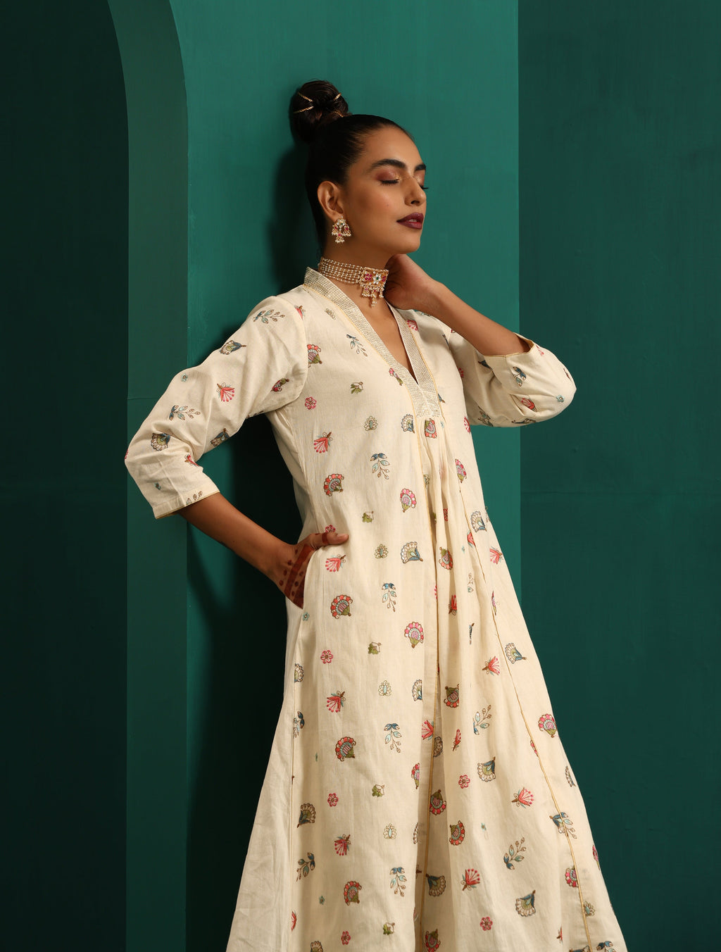trueBrowns Ivory Multi Color Floral Cotton Front Gathered Kurta Pant Set | Grocsy