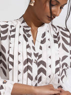 trueBrowns White Cotton Stripe Print Pleated Kurta Set | Grocsy