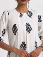 trueBrowns White Cotton Print Pleated Kurta Set | Grocsy