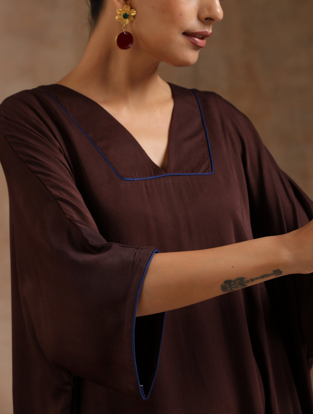 trueBrowns Cola Brown Modal Satin Oversized Kurta Set | Grocsy