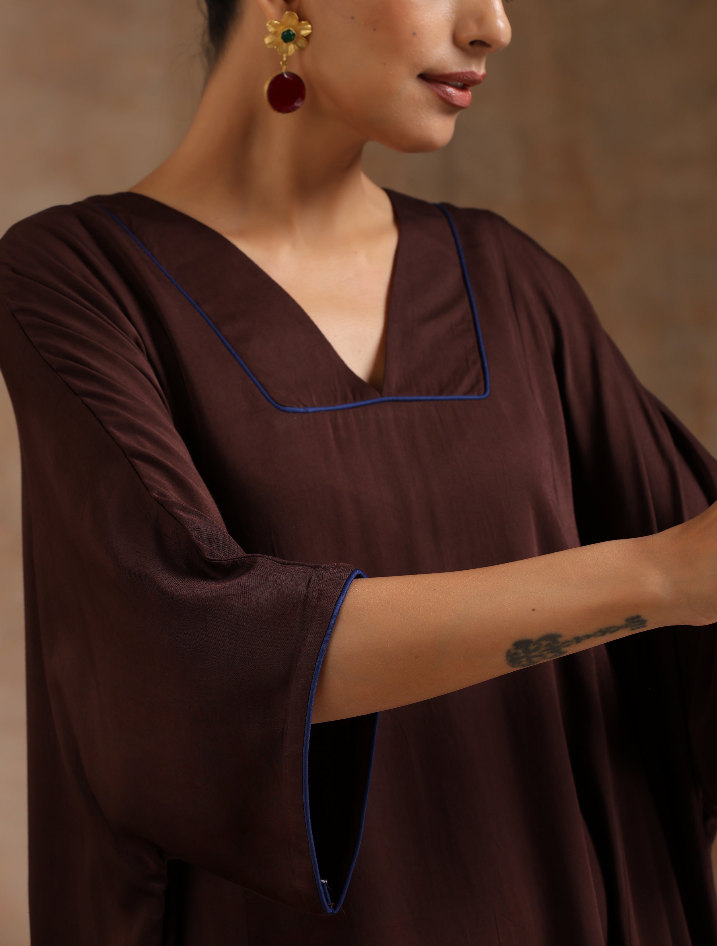 trueBrowns Cola Brown Modal Satin Oversized Kurta Set | Grocsy