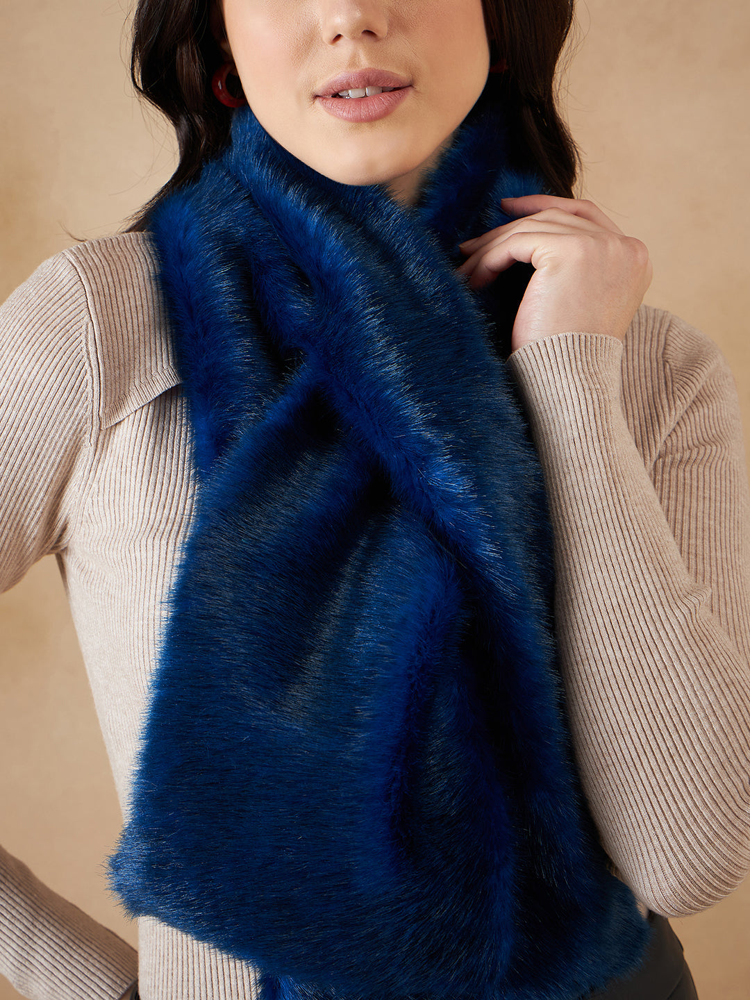 InWeave Women's Royal Blue Faux Fur Neck Warmer | Grocsy
