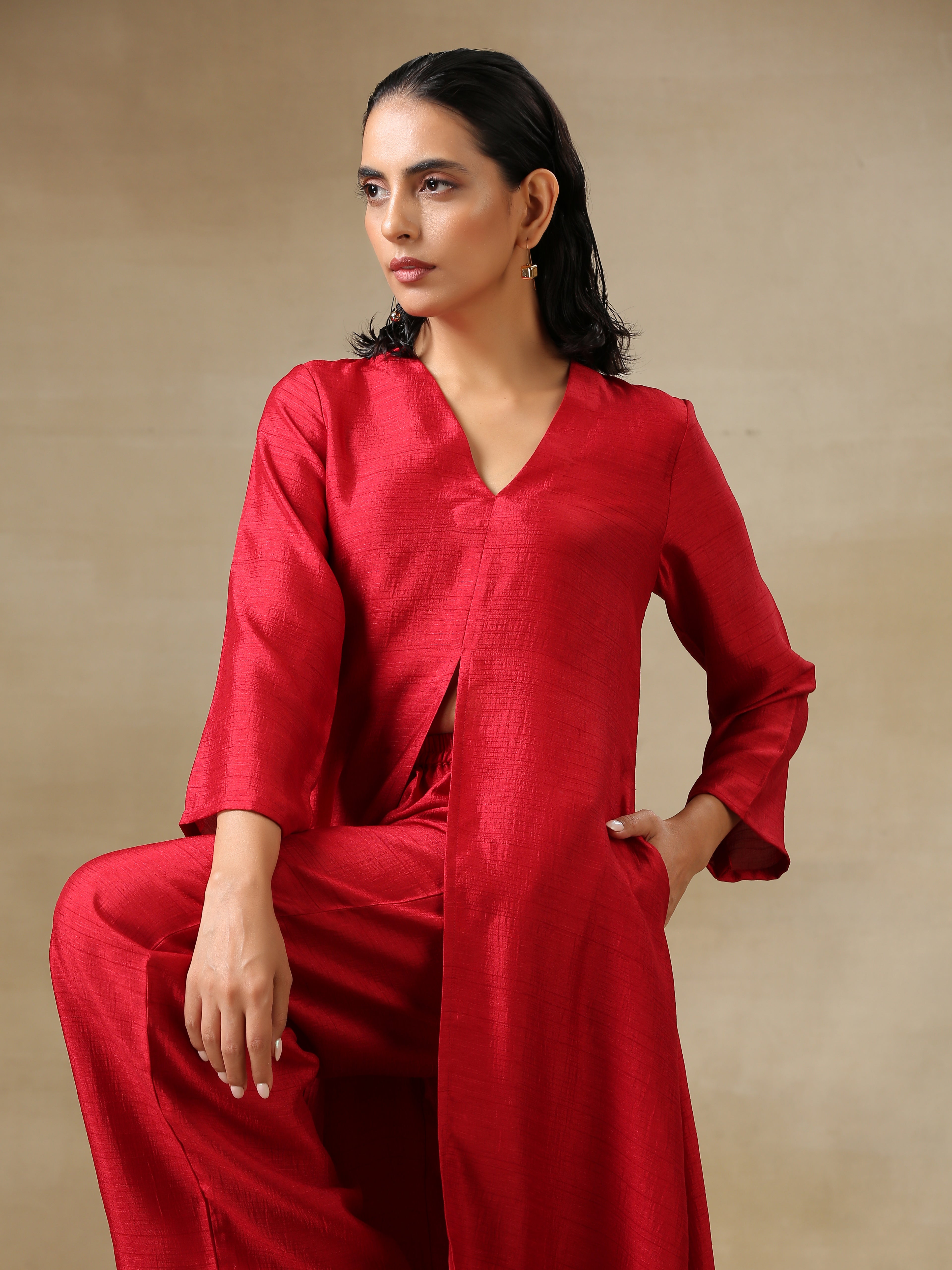 trueBrowns Maroon Textured Silk Front Slit Kurta Pant Set | Grocsy