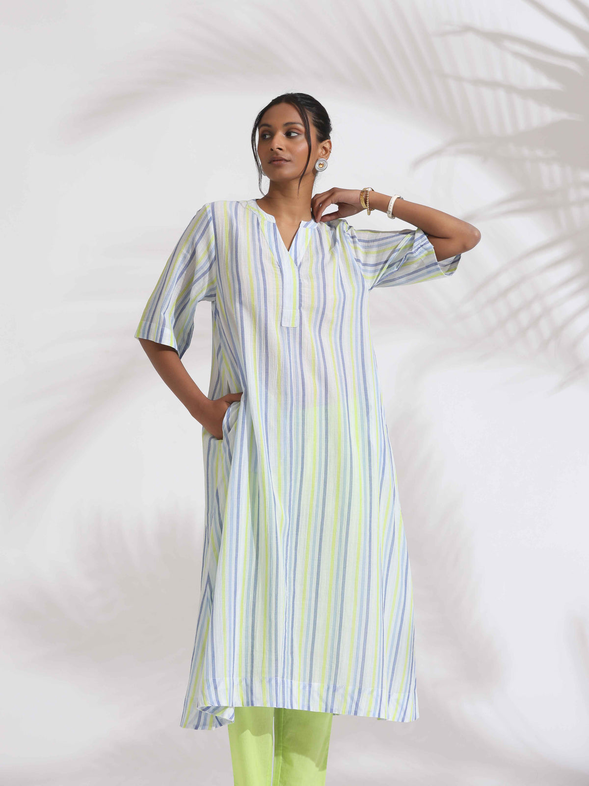 trueBrowns White Cotton Multi Stripe Flared Kurta Set | Grocsy