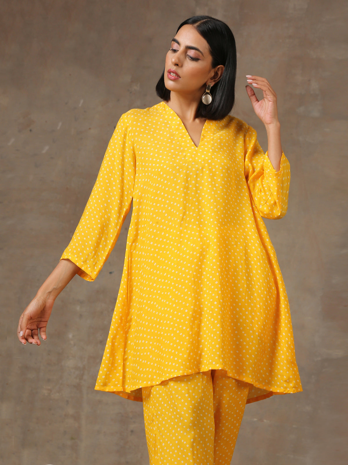 trueBrowns Yellow Bandhani Flare Printed Silk Co-Ord Set | Relove | Grocsy