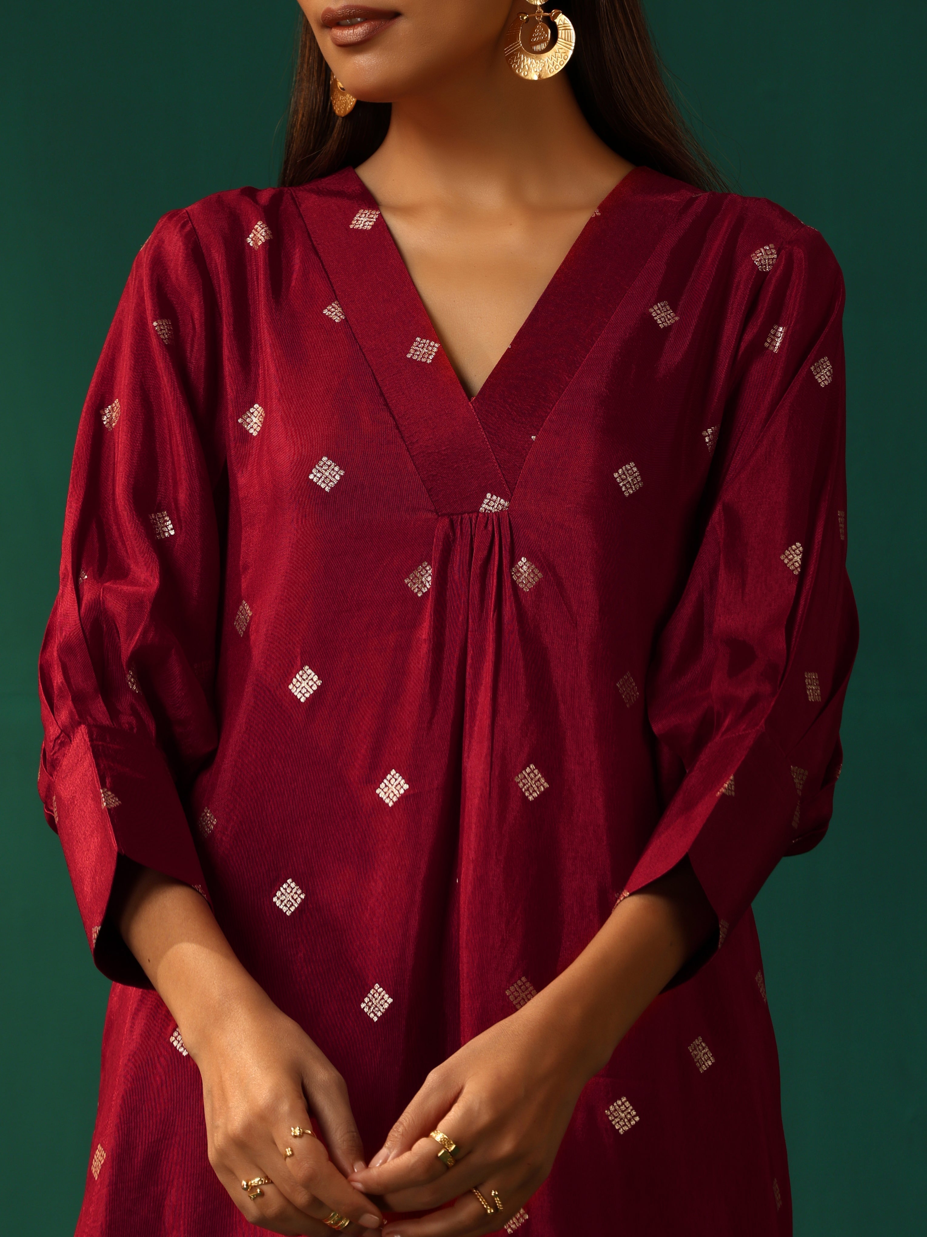 trueBrowns Maroon Diamond Viscose Silk Puff Sleeve Kurta Pant Set | Grocsy