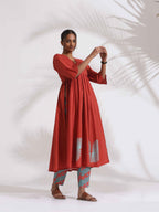 trueBrowns Red Cotton Print Flared Kurta Set | Grocsy